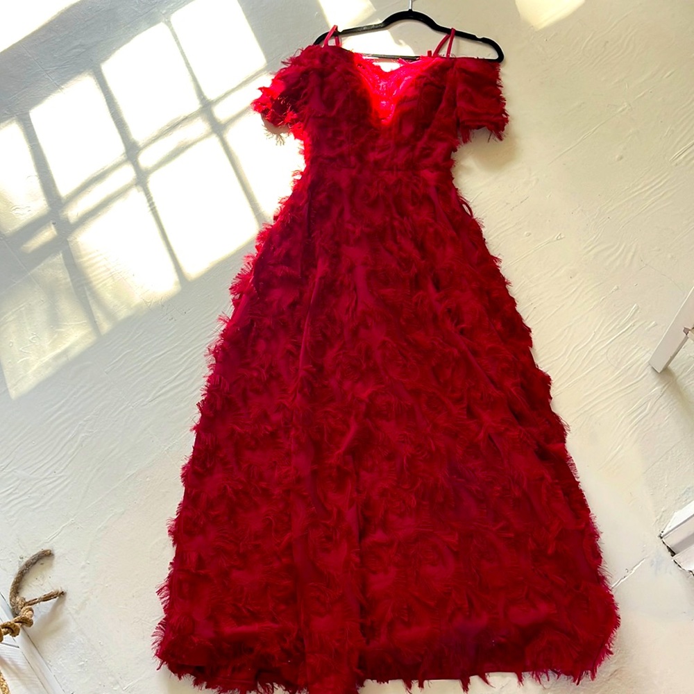 Gorgeous “Scarlet” Off the Shoulder Ball Gown/Debutante Showcase Dress 😍🤩